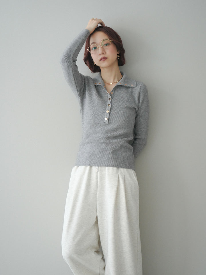 [予約]ゴールドボタンニュアンスタートルリブニットトップス/gray