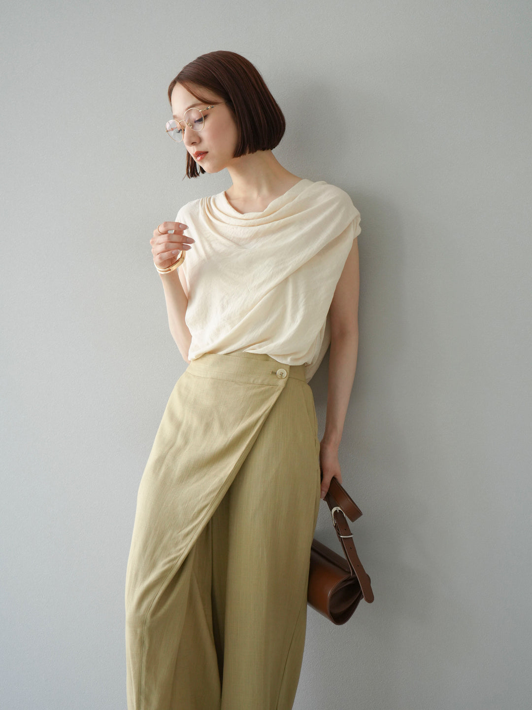 [預訂] 串珠鏈垂墜上衣/象牙色