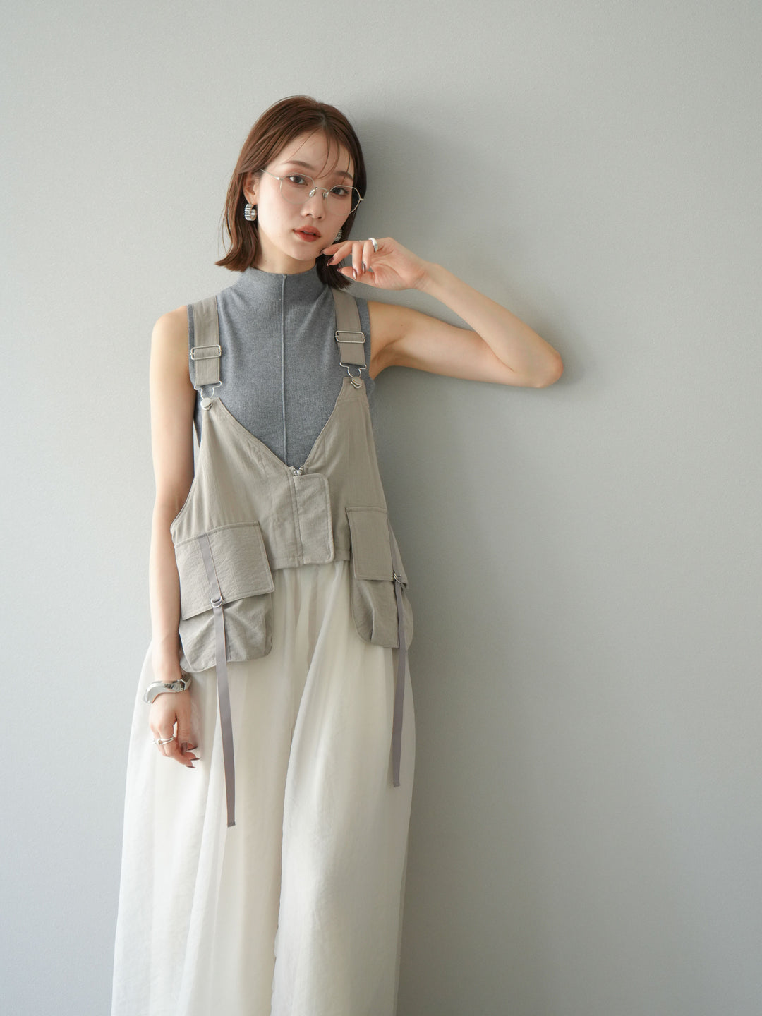 [SET] 戰術背心歐根紗洋裝 + 麻質寬鬆寬褲 (2 件套)
