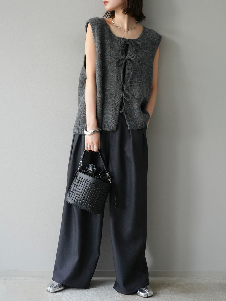 [予約]レザーパイピングタックワイドパンツ/グレー