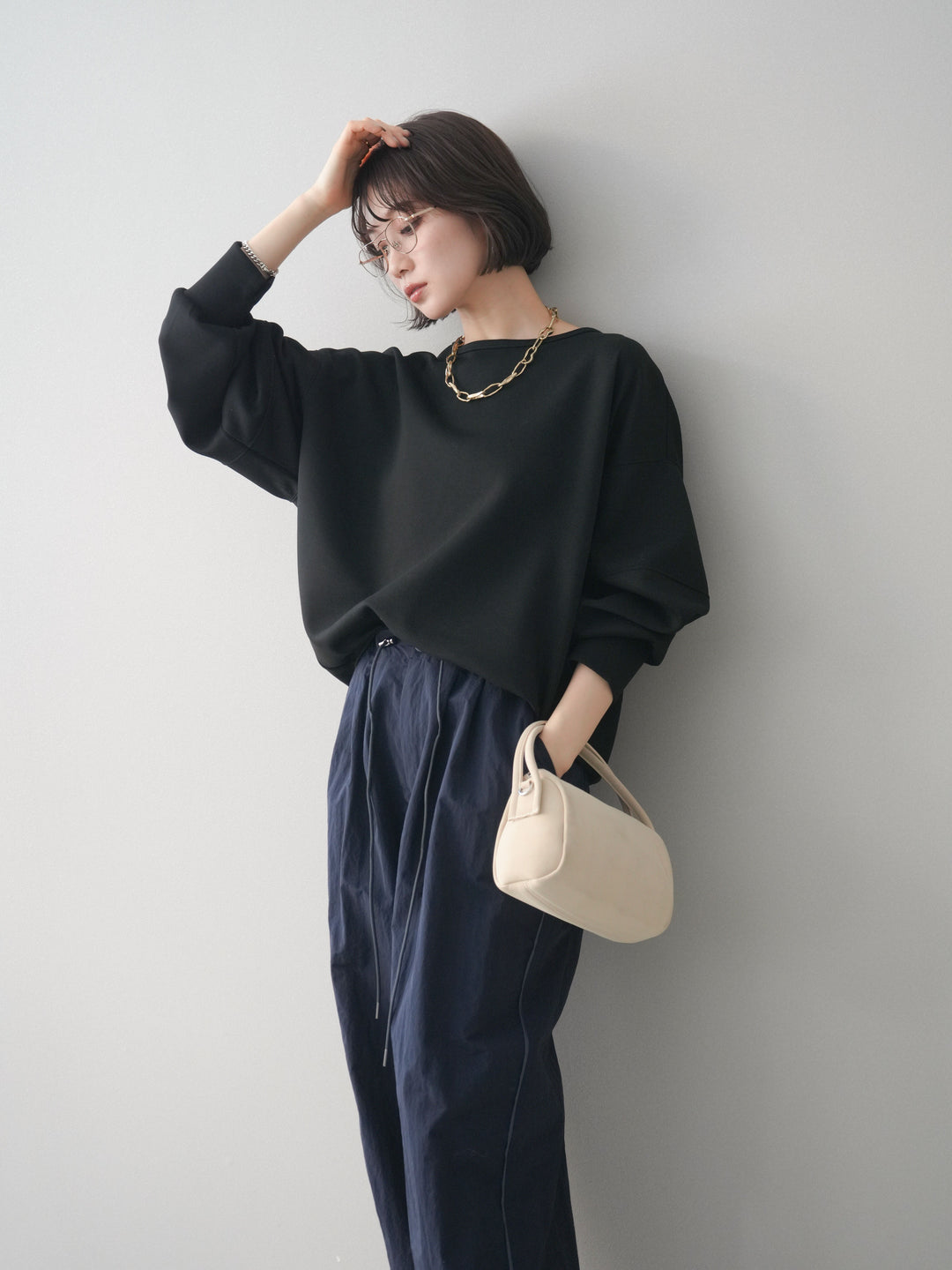 [予約]ライトポンチコクーンプルオーバー/black