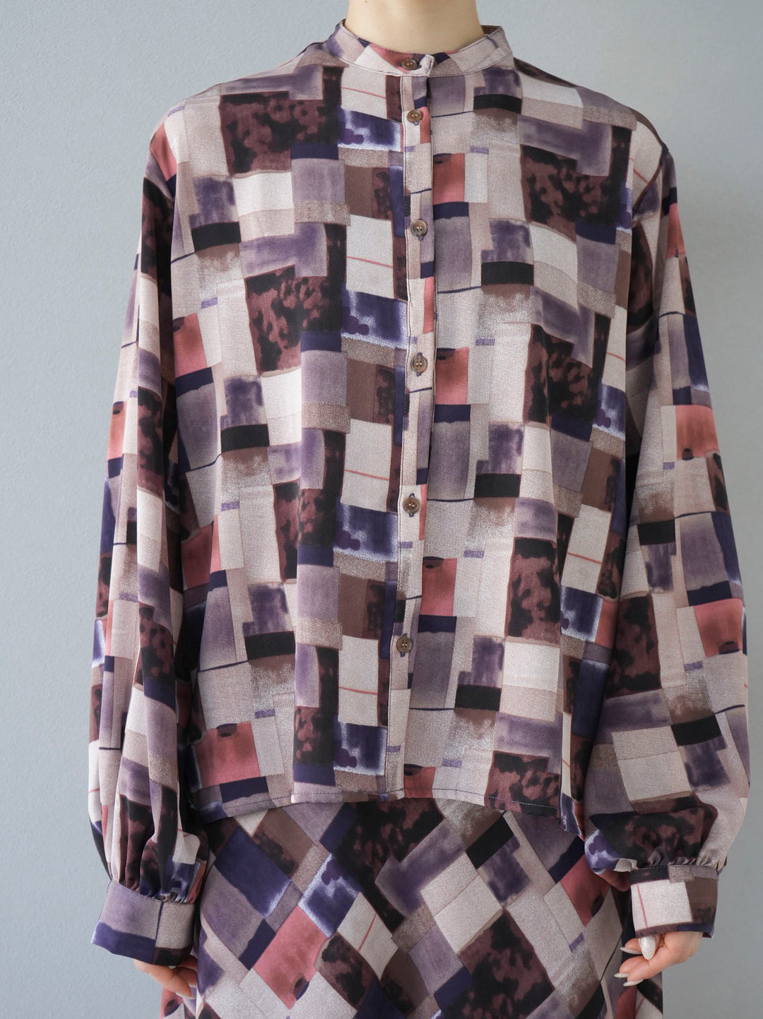 【預訂】復古圖案短領套衫/紫色