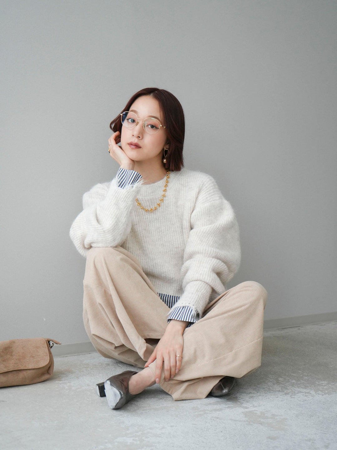 [SET]裾シャツレイヤードダメージニットプルオーバー+コーデュロイサイドタックコクーンパンツ(2set)