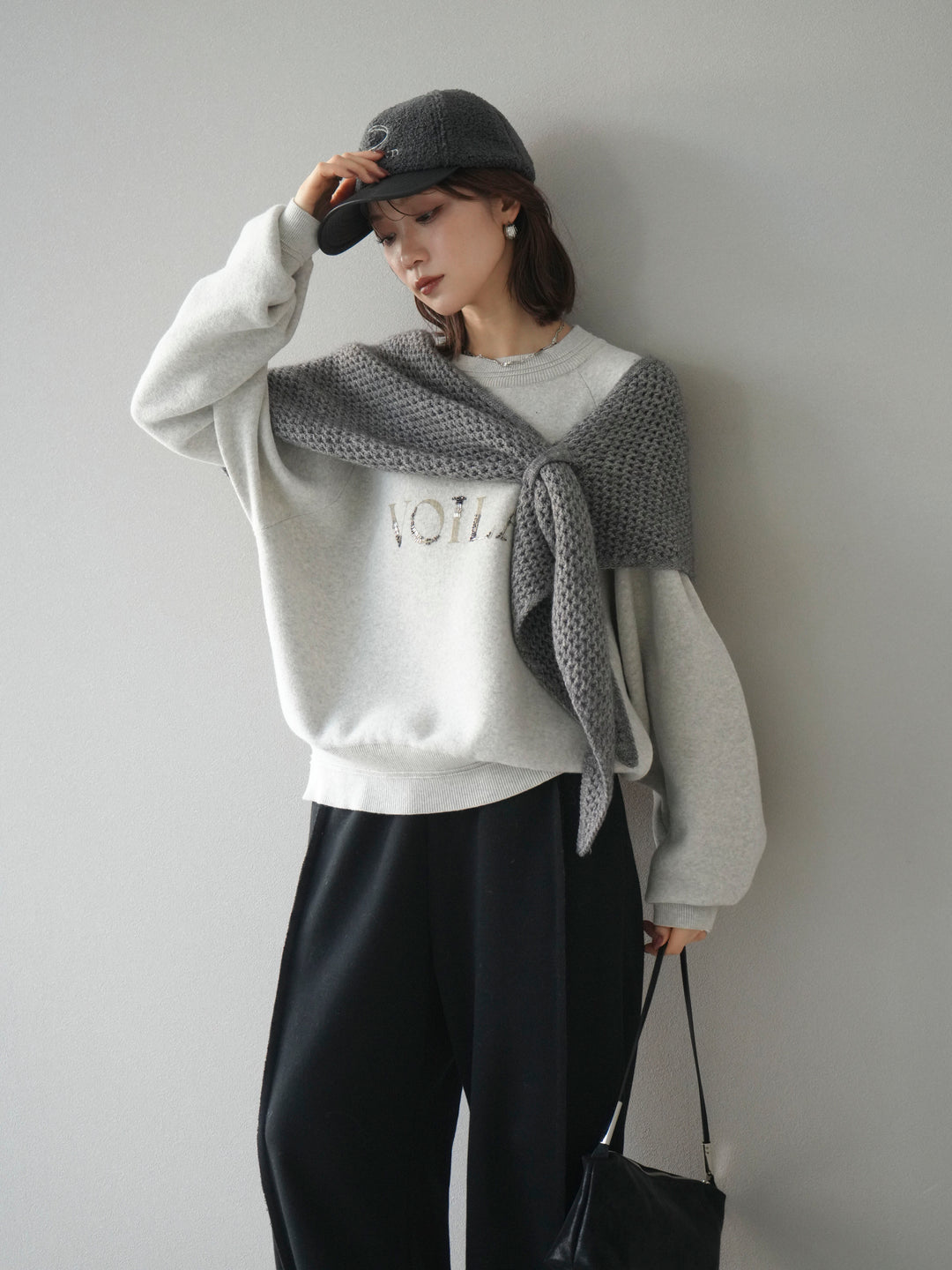 [予約]スウェットライクビーズロゴ刺繍ニットプルオーバー/oatmeal