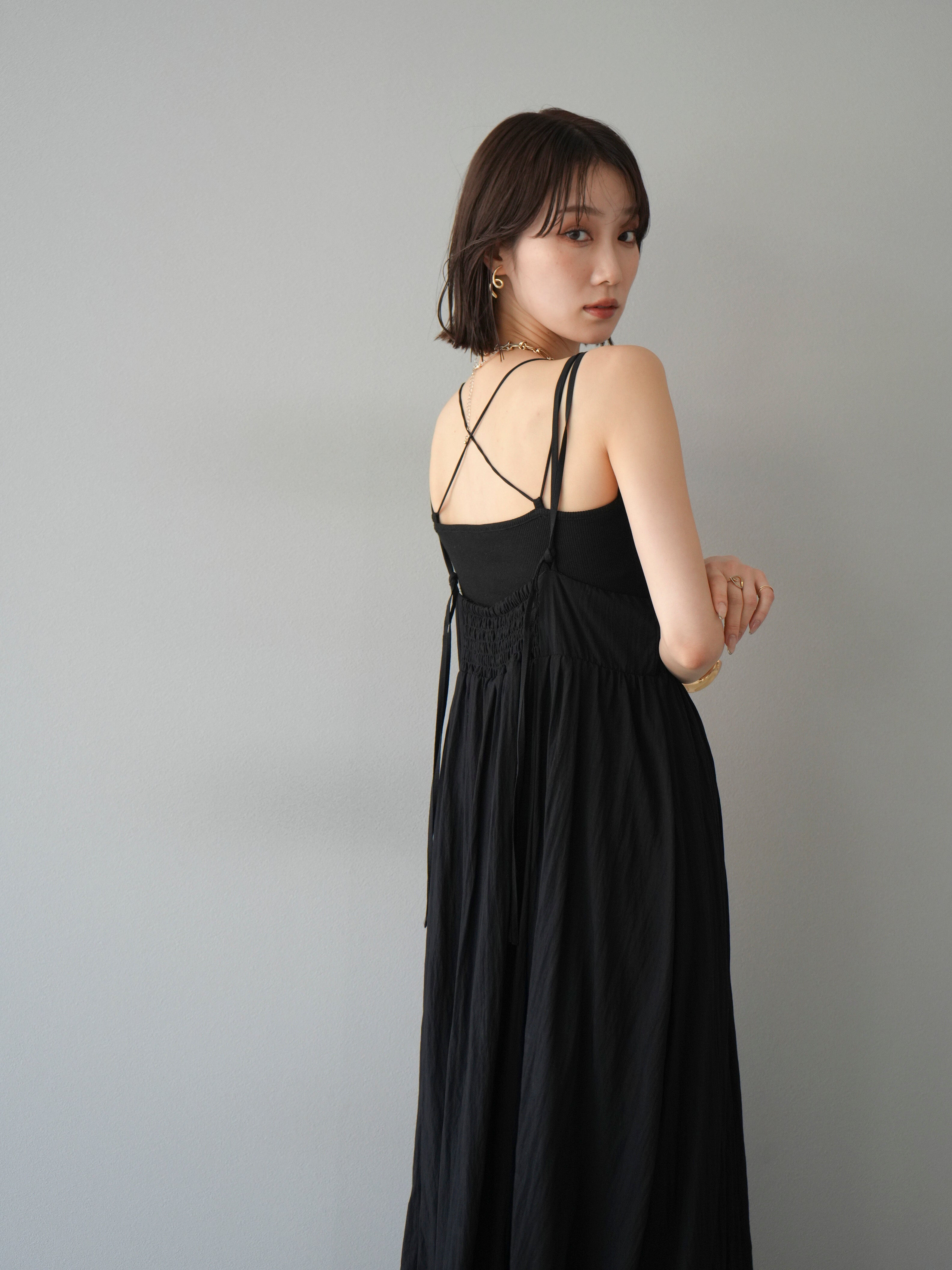 予約]レーヨンシャーリングキャミワンピース/ブラック – Lumier