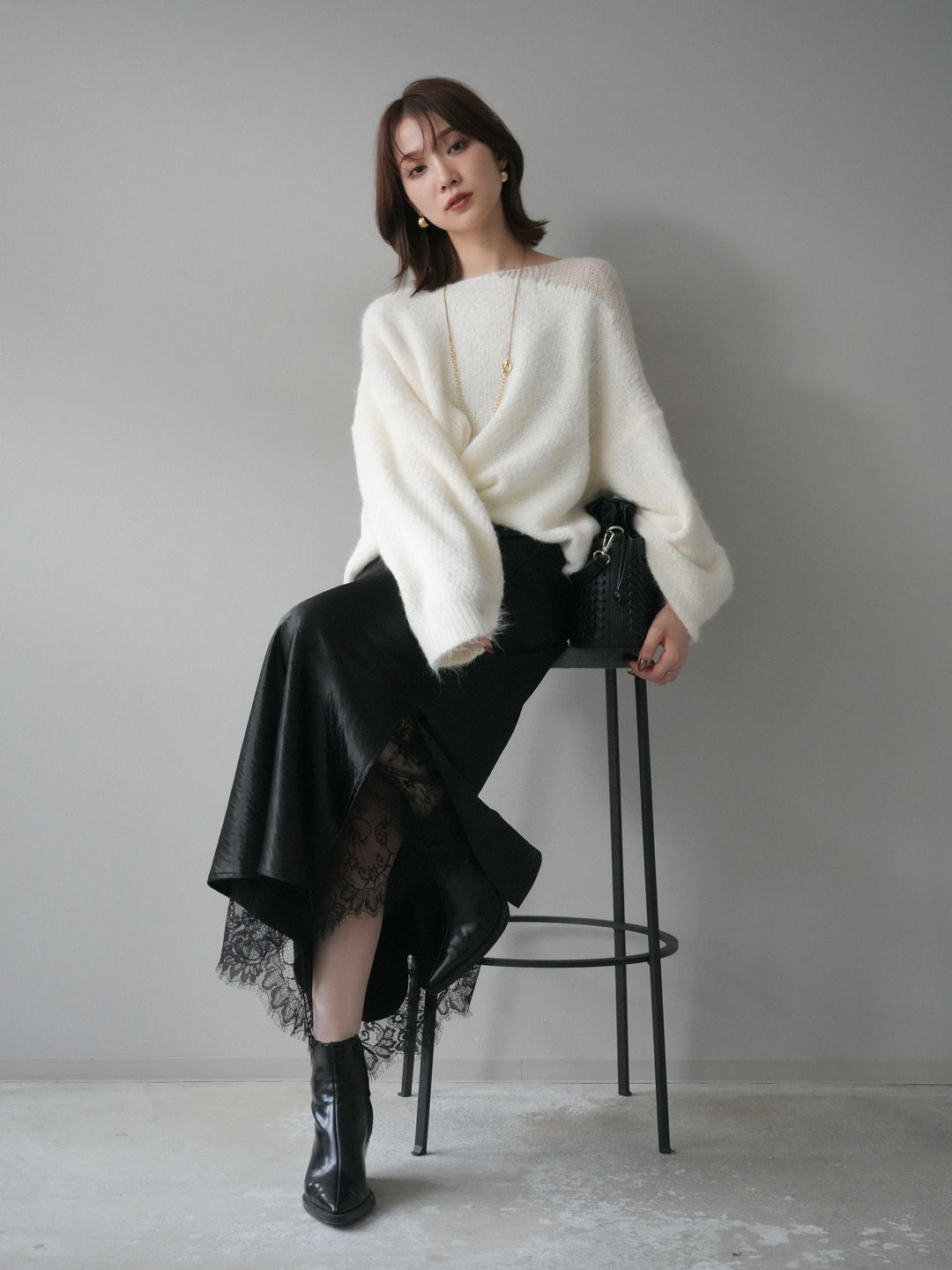 [予約]ネック透かし編みニットプルオーバー/ホワイト