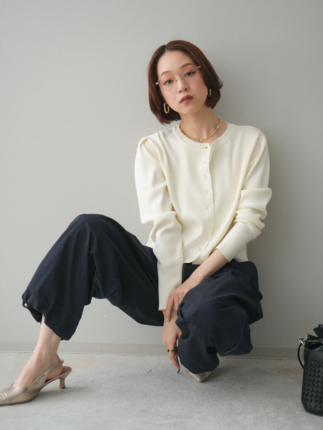 [SET]クリアボタンタックニットカーディガン+ドロストサイドラインナイロンパンツ(2set)