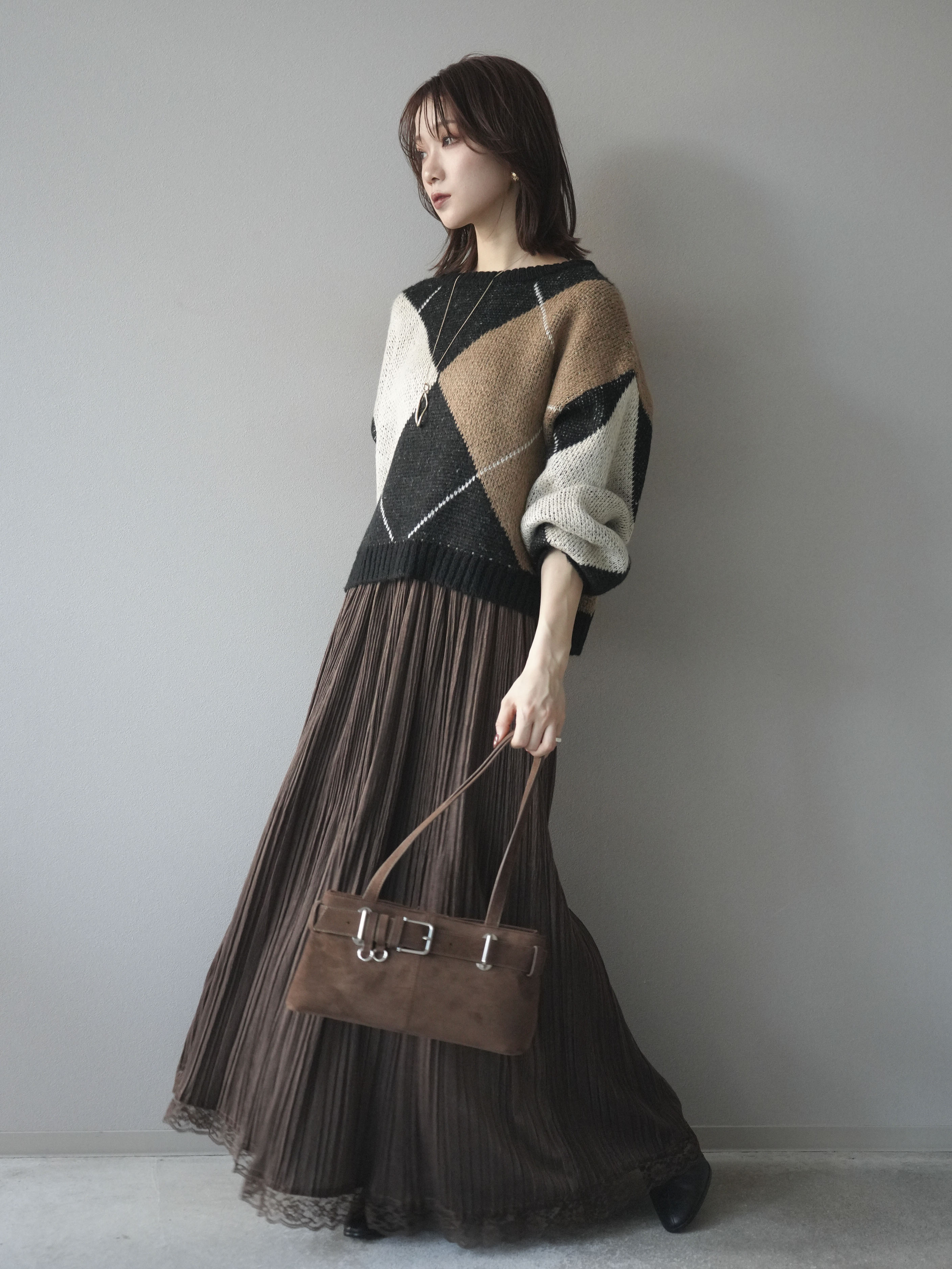 セット＊配色ステッチアーガイル柄ニット&裾レーススウェードプリーツスカート SET]配色ステッチアーガイル柄ニットプルオーバー+裾レーススウェード