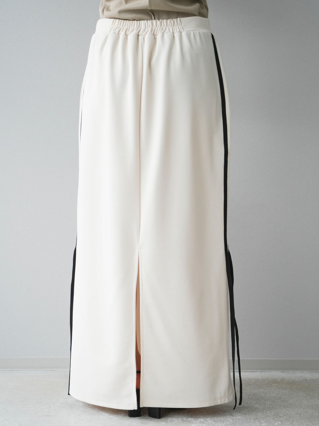 [予約]サイドラインジャージナロースカート/アイボリー