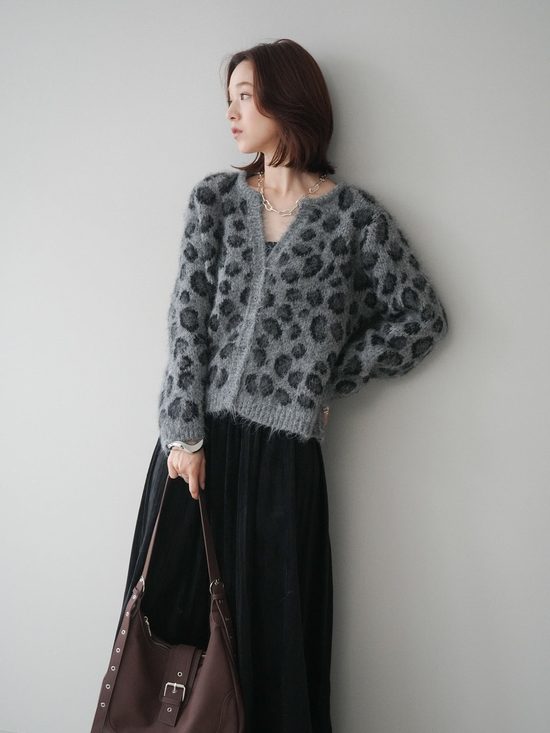 [SET]モヘアタッチレオパード柄ニットカーディガン+ワッシャーベロアプリーツスカート(2set)