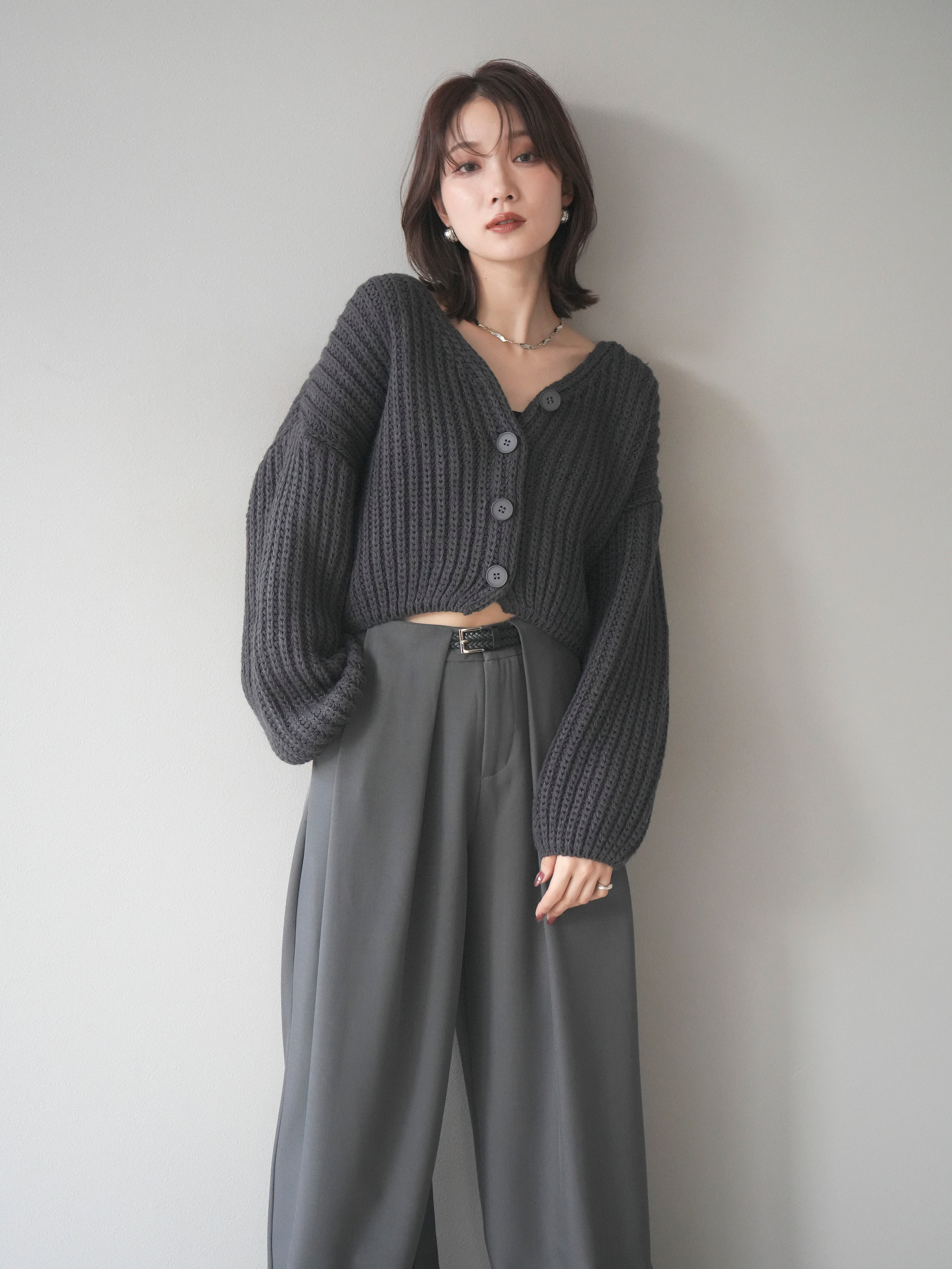 予約]畦編みショートニットカーディガン/gray – Lumier