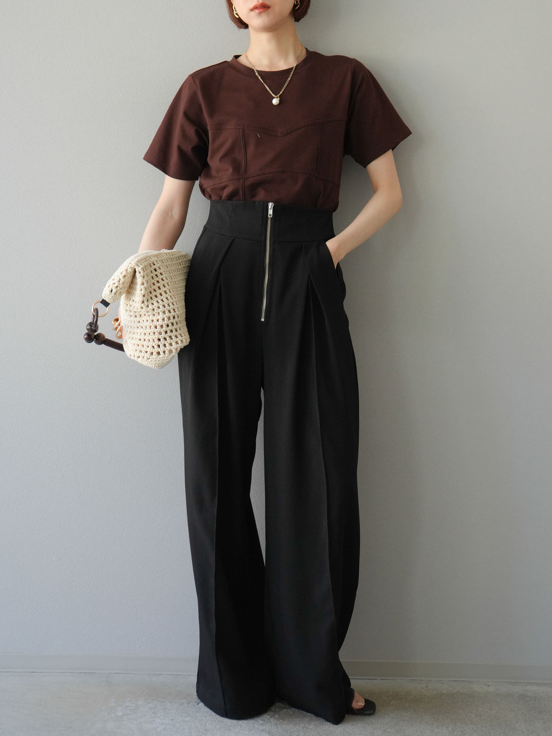 [SET]ビスチェデザインTシャツ+ジップタックワイドパンツ(2set)