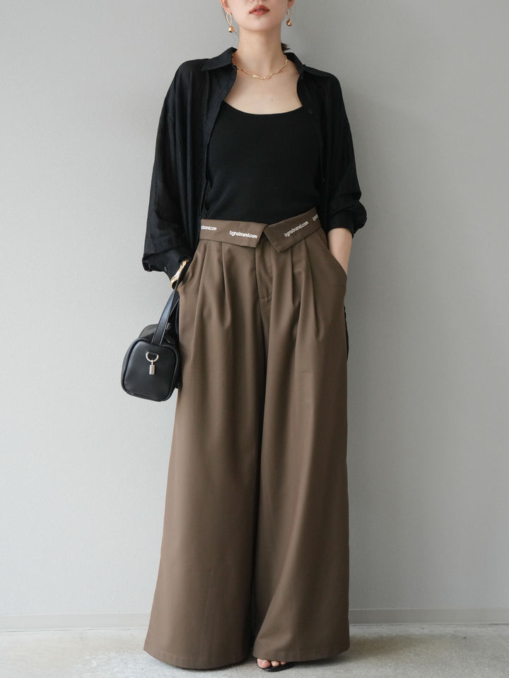 【預購】寬褲，捲腰，附logo褶/褐色