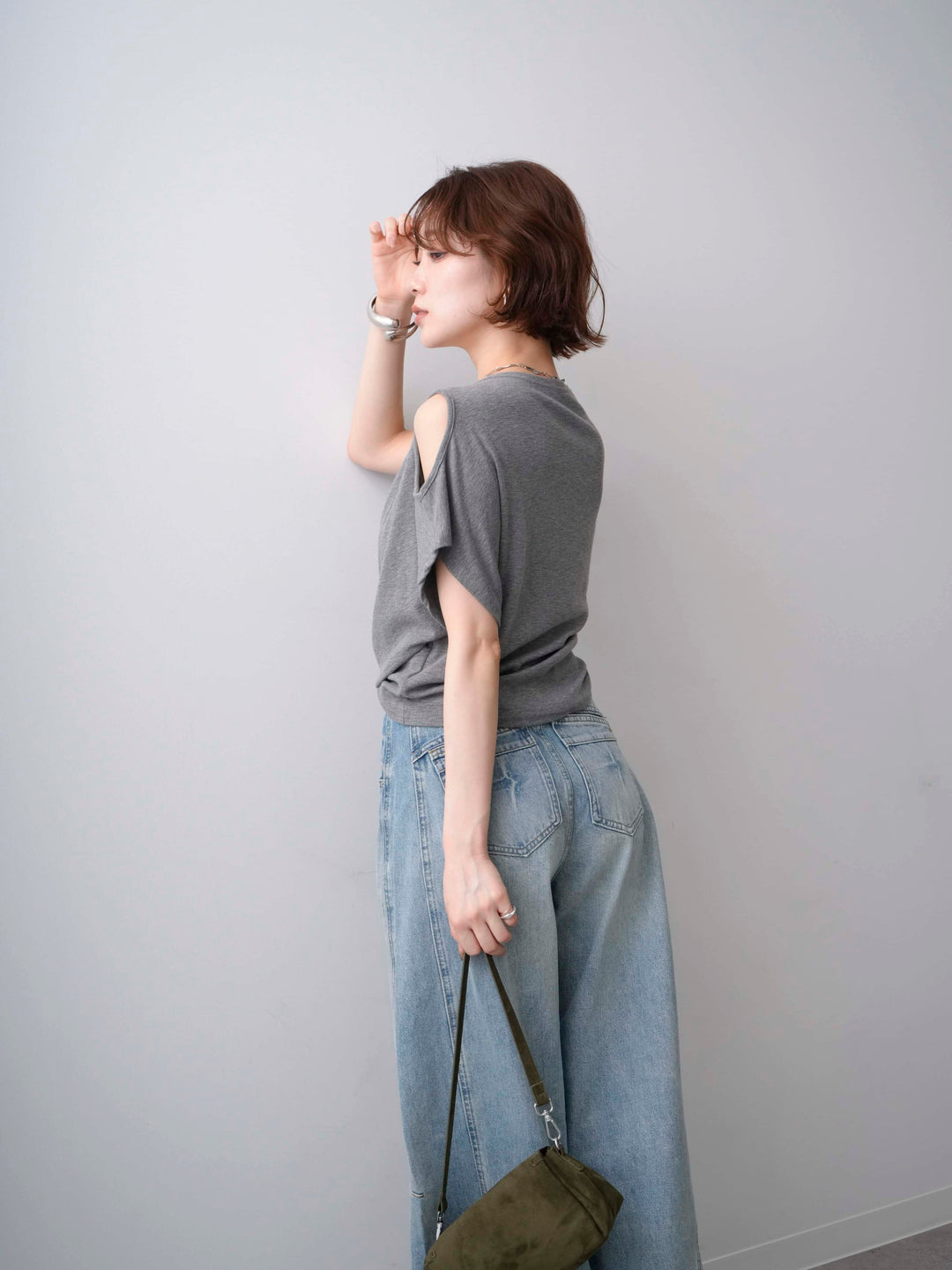 [予約]オープンショルダードルマンカットソー/gray
