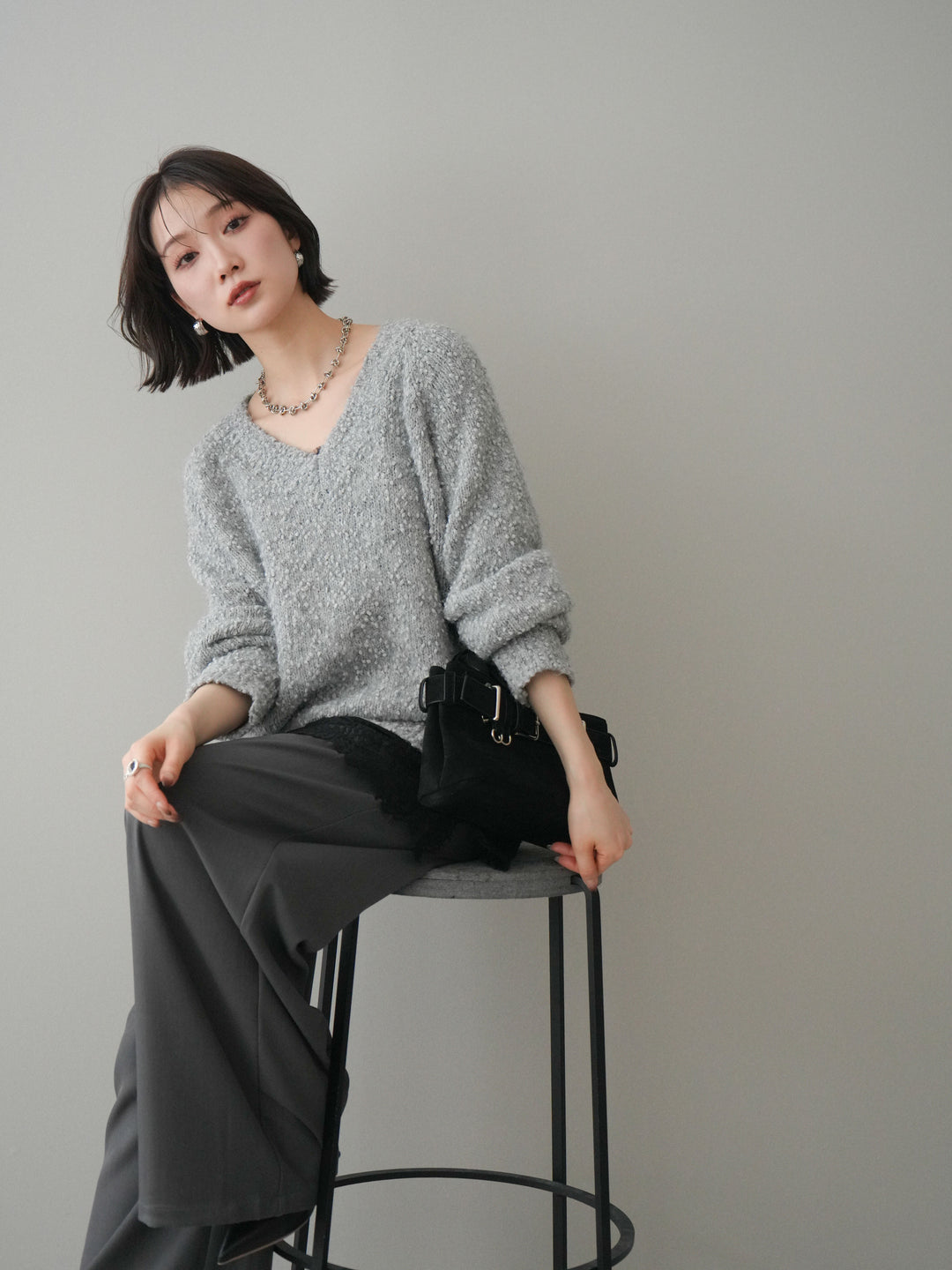 [SET]Vネックスラブニットプルオーバー+選べるアクセセット(2set)