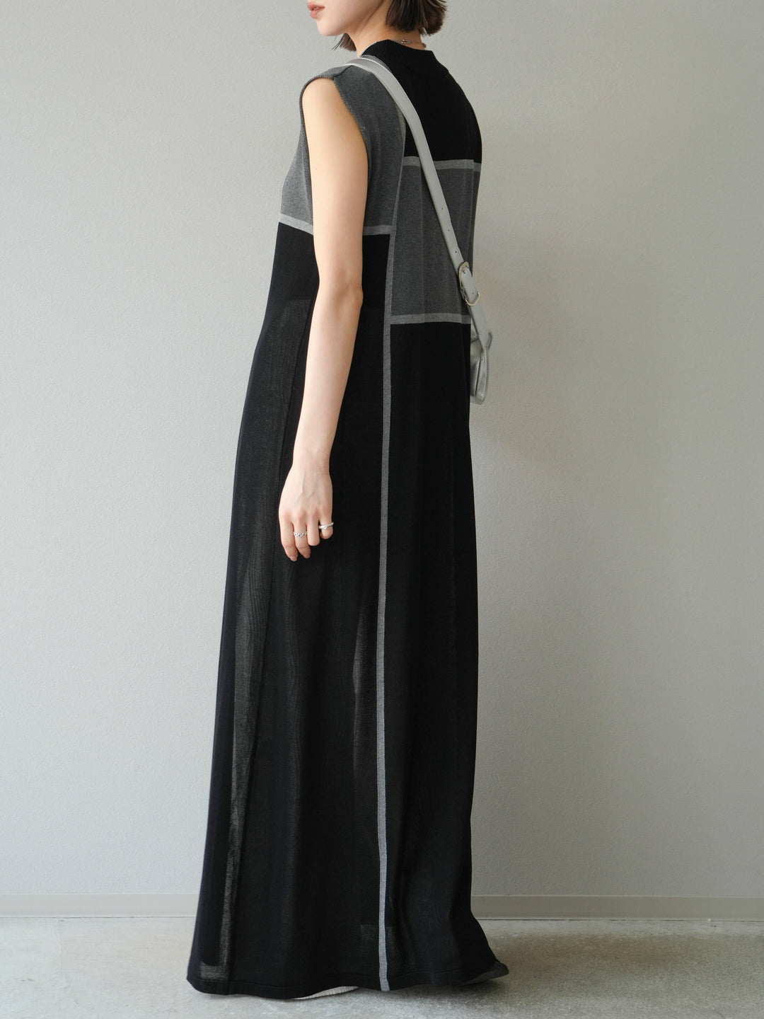 [SET] 配色開衩針織洋裝 + 波浪滾邊休閒褲 (2件套)