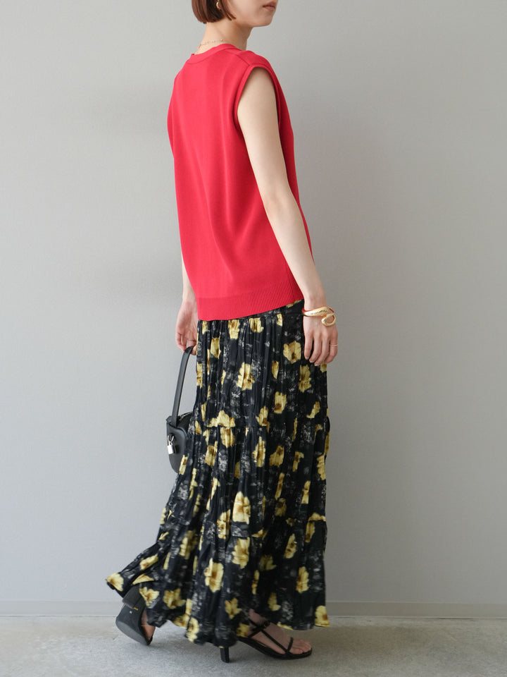 [SET] V領人造絲針織背心+花邊長裙（2件組）