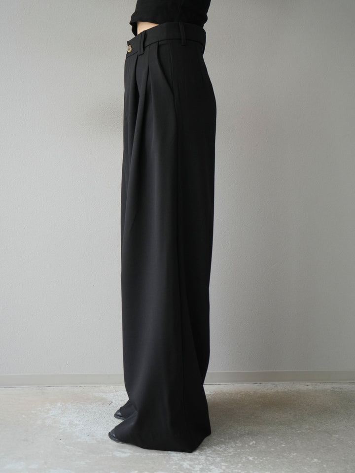 [予約]ダブルタックワイドパンツ/ブラック