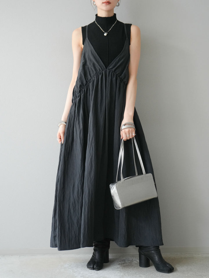 [予約]シボ加工シャイニーキャミワンピース/ブラック