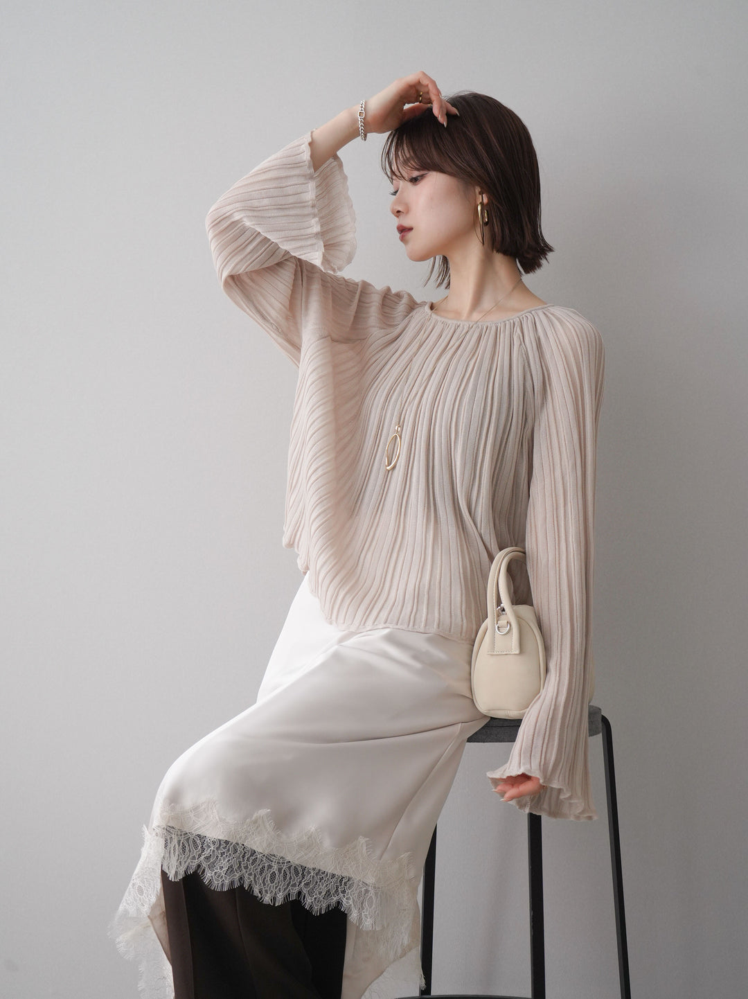 [予約]プリーツシアーフレアスリーブニットトップス/beige