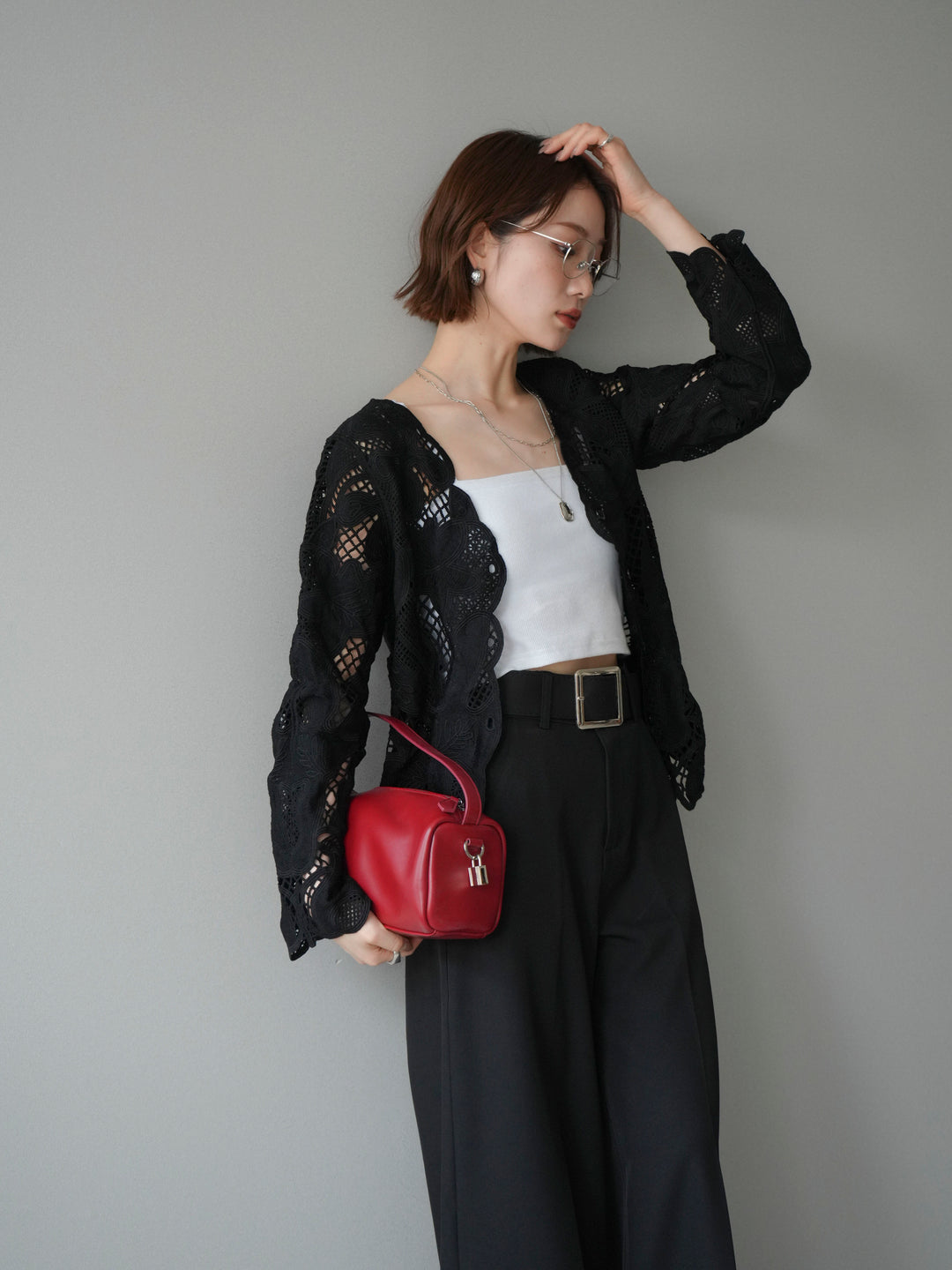 【套裝】3D蕾絲蕾絲上衣+內建胸罩羅紋抹胸吊帶背心（兩件組）