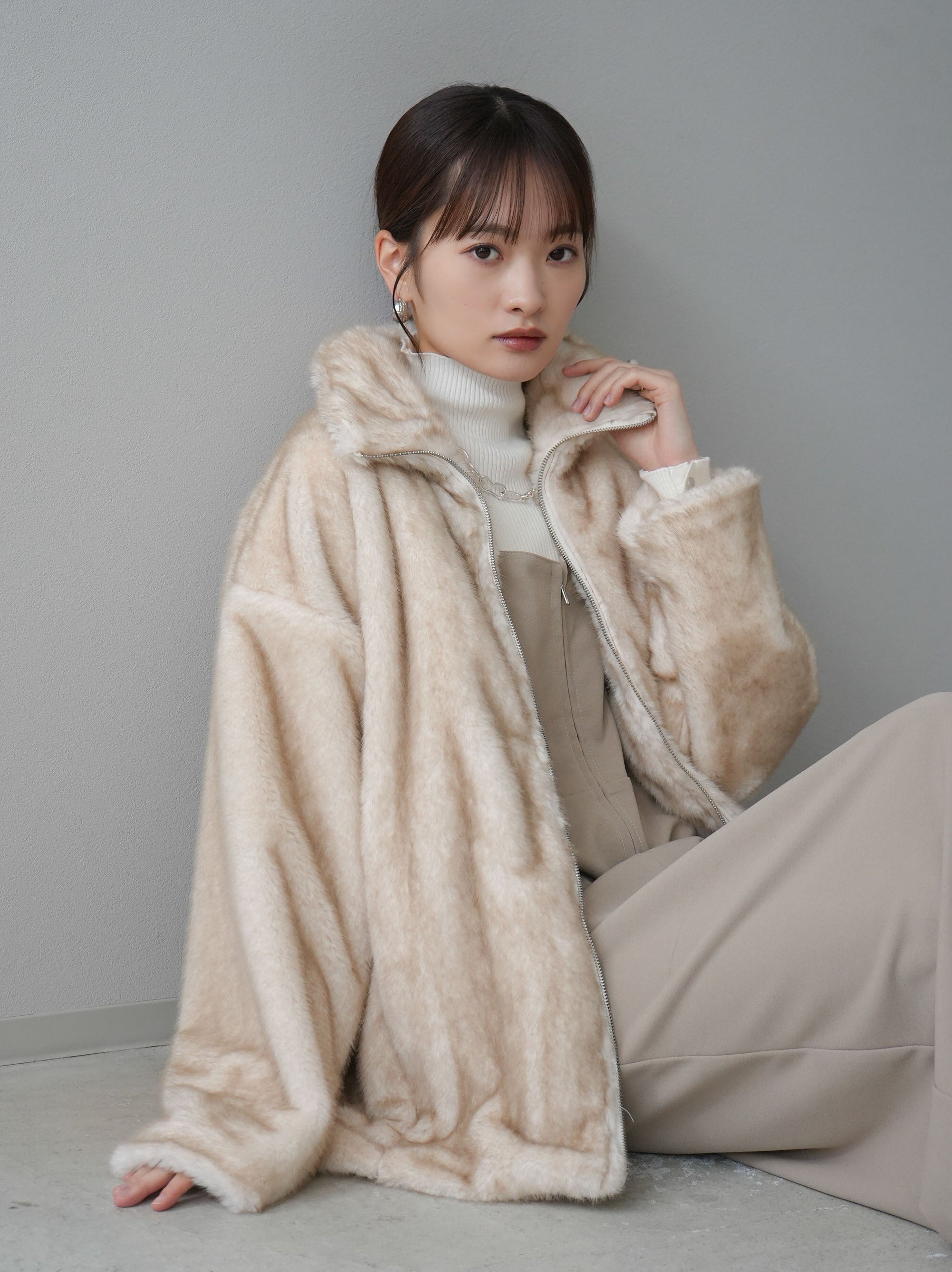 予約]ファースタンドミドルジップジャケット/アイボリー – Lumier