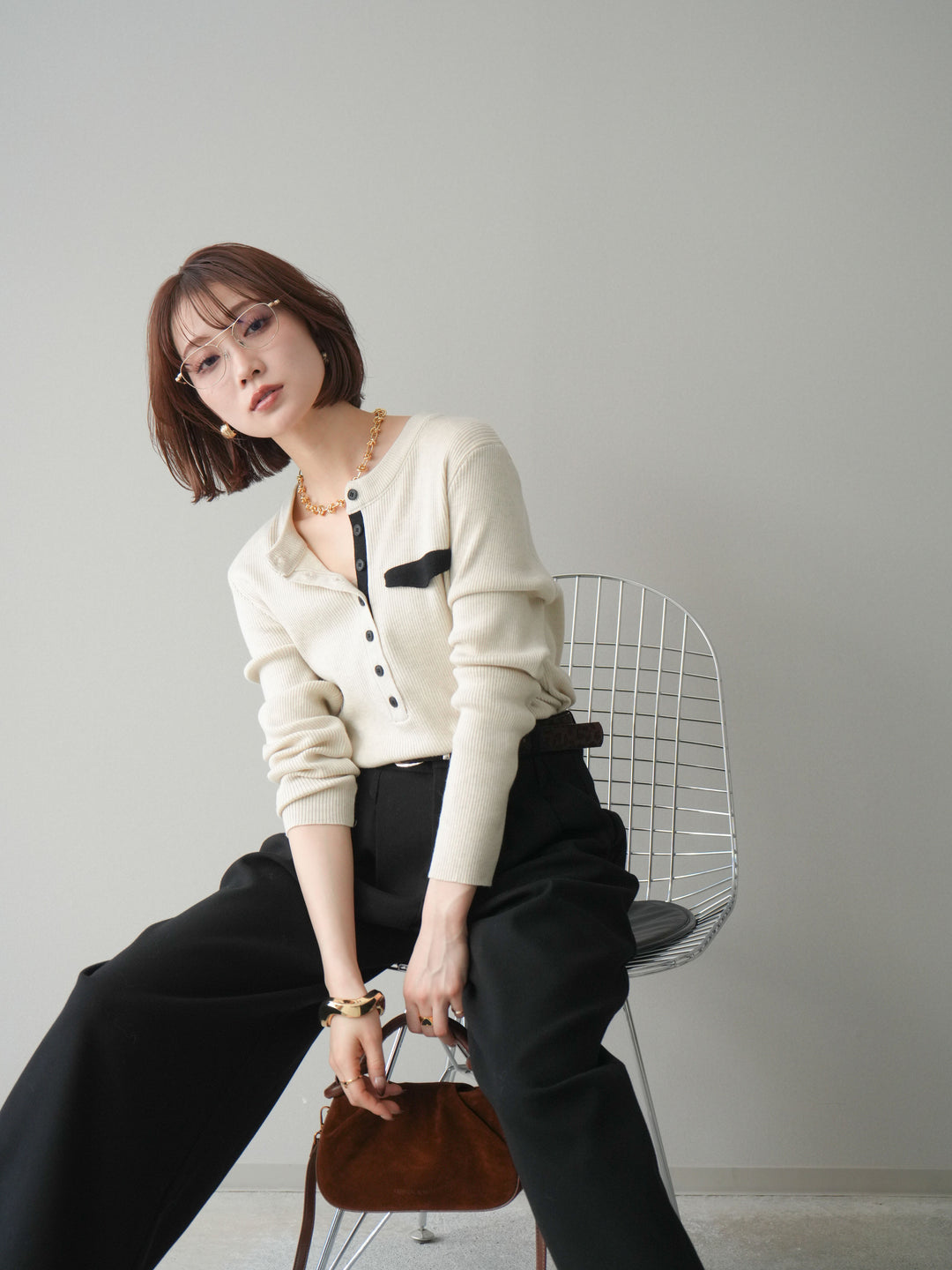 [SET]バイカラーデザインポケット配色ヘンリーネックニットソー+アニマル柄ベルト付きウールタッチワイドパンツ(2set)