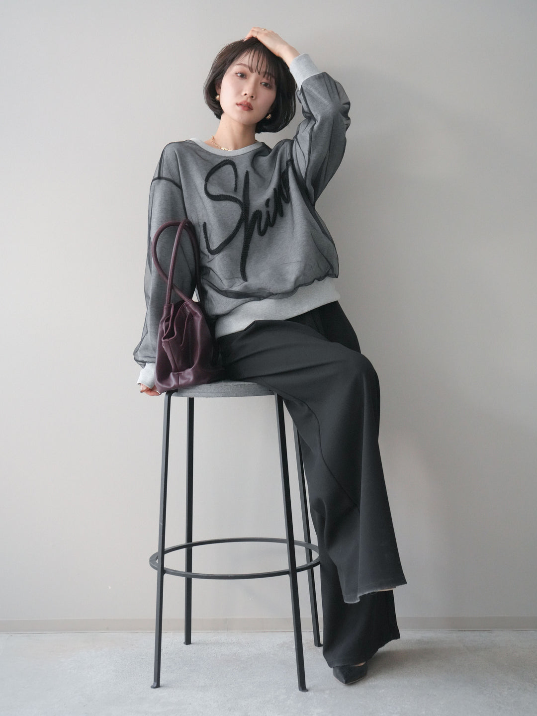 [予約]チュールレイヤードロゴスエットプルオーバー/gray