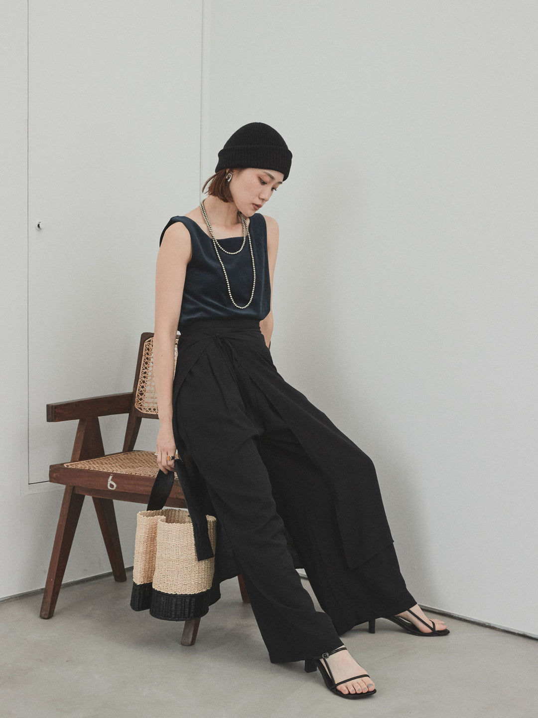 [SET]スクエアベロアタンクトップ+ワッシャーサテンレイヤードスカートパンツ(2set)