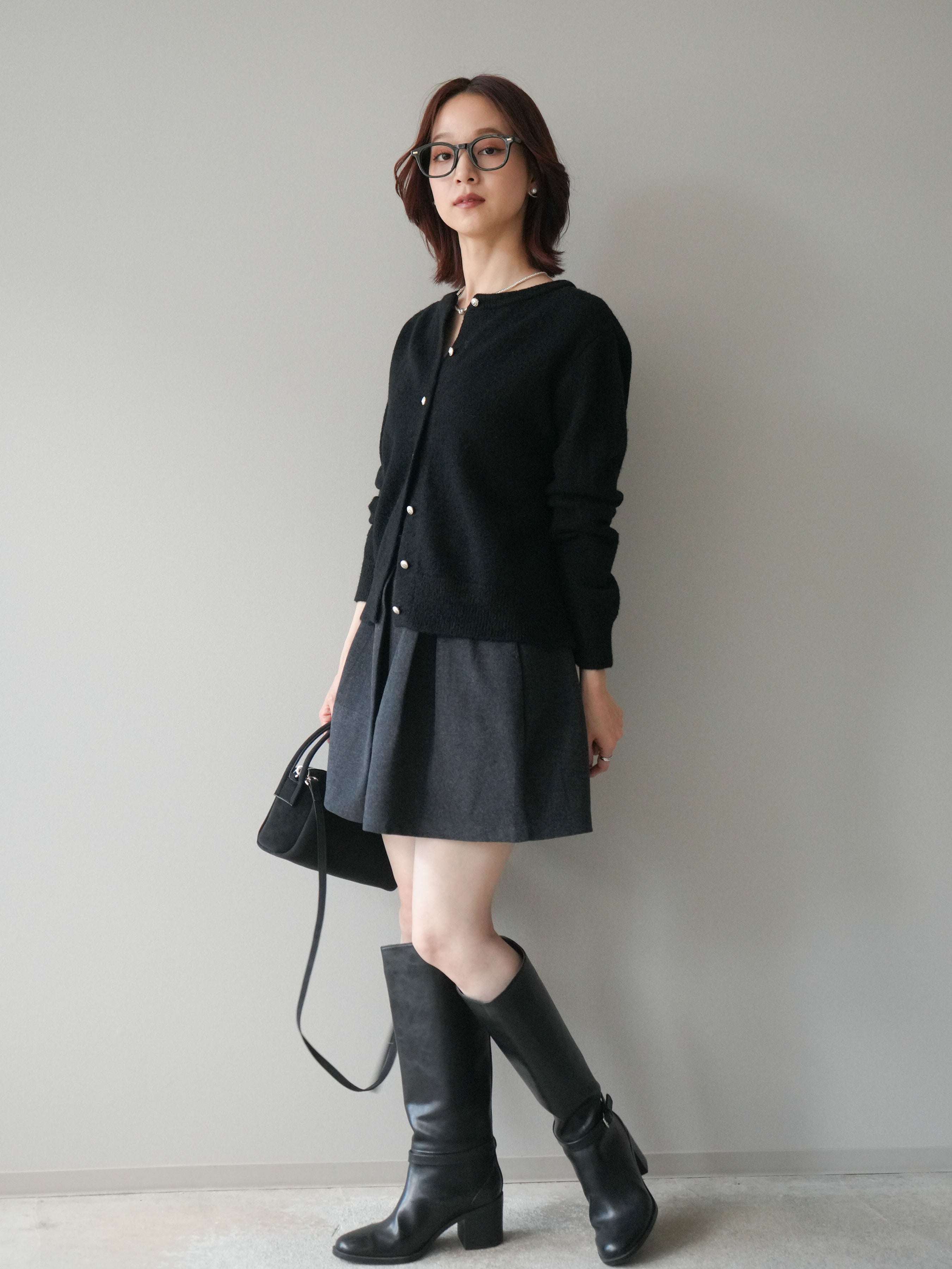 予約]ベルト付きタックミニスカート/charcoal – Lumier