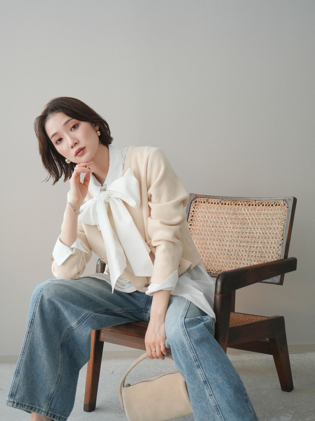 [SET]ゴールドボタンノーカラーニットジャケット+ガーメントウォッシュカーブデニムパンツ(2set)