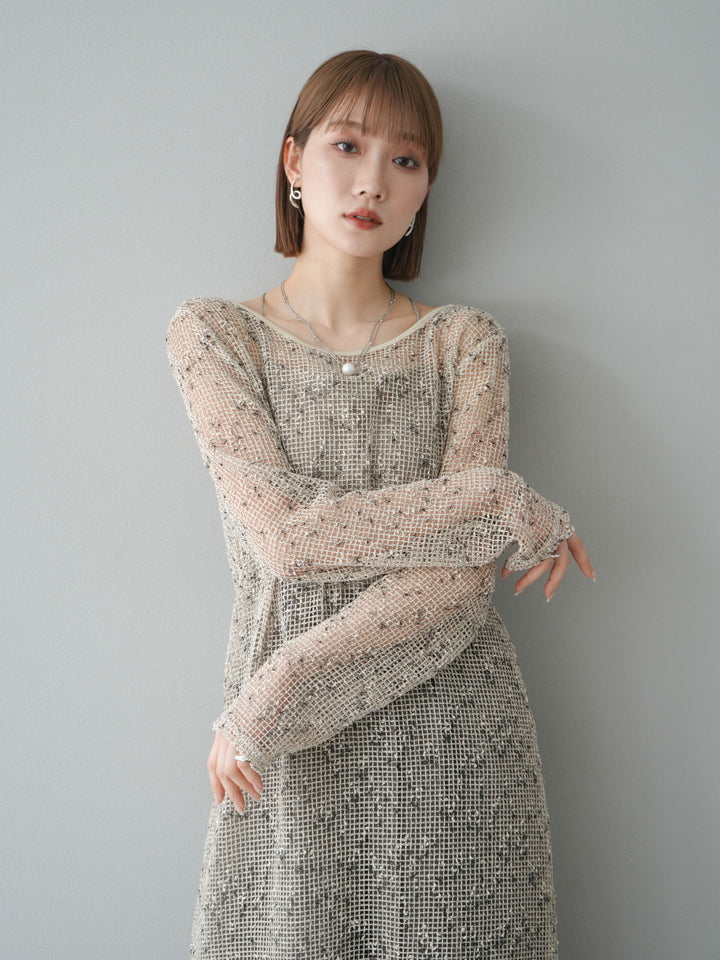 [預購] 鏤空網眼露背洋裝/象牙白