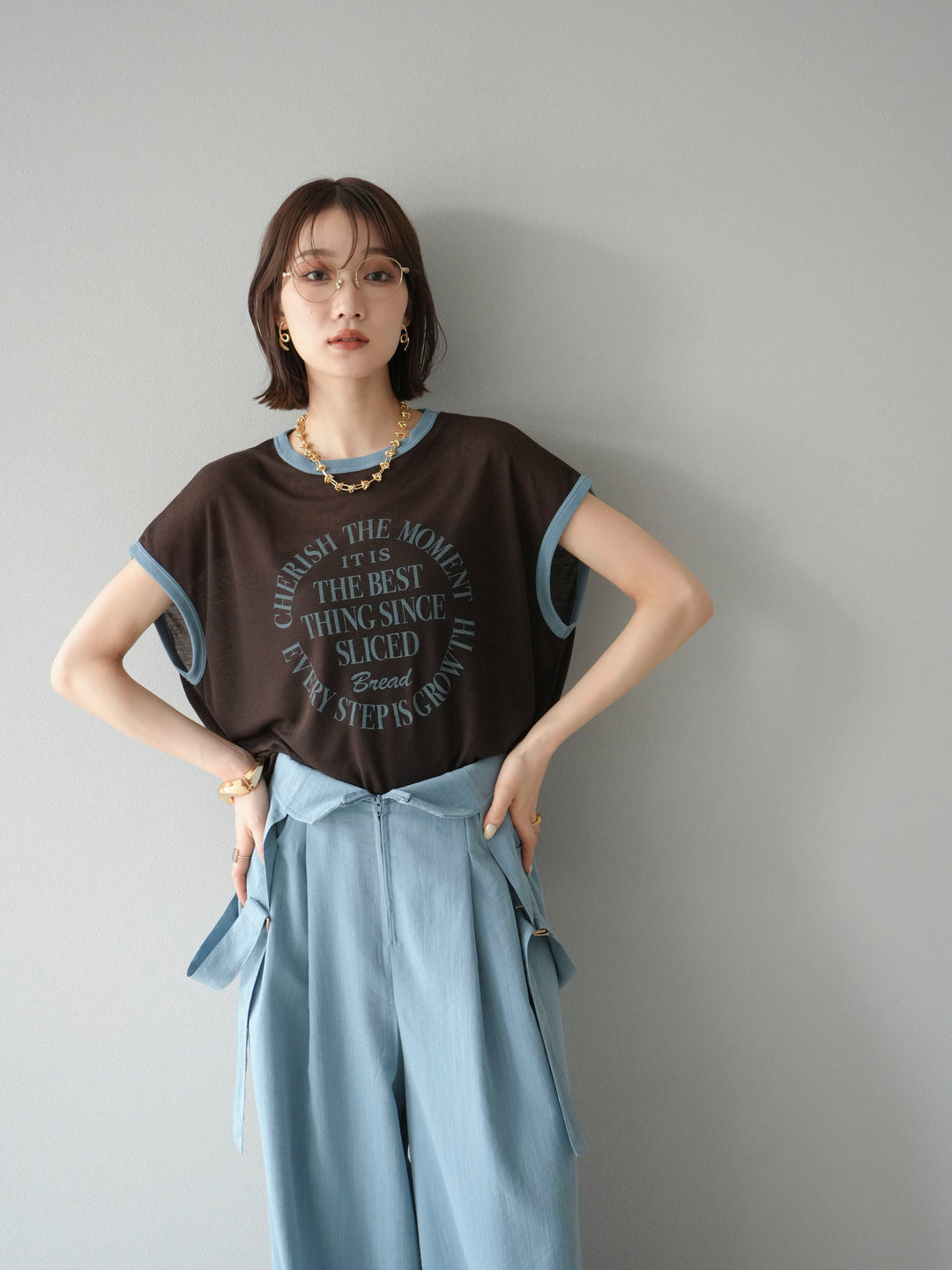 [SET]ストリングデザインハイウエストサロペット+シアーフライス ロゴプリントT (2set)