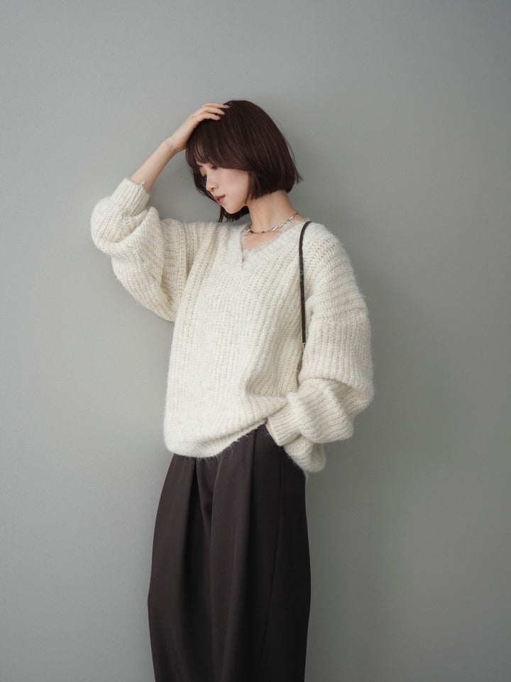 [予約]Vネックレースニットプルオーバー/white