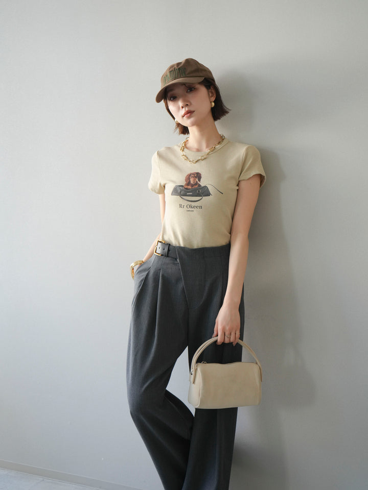 【套裝】狗狗緊身T卹+不對稱皮帶束口寬褲（兩件套）