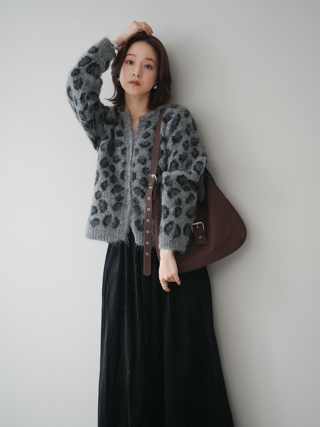 [SET]モヘアタッチレオパード柄ニットカーディガン+ワッシャーベロアプリーツスカート(2set)