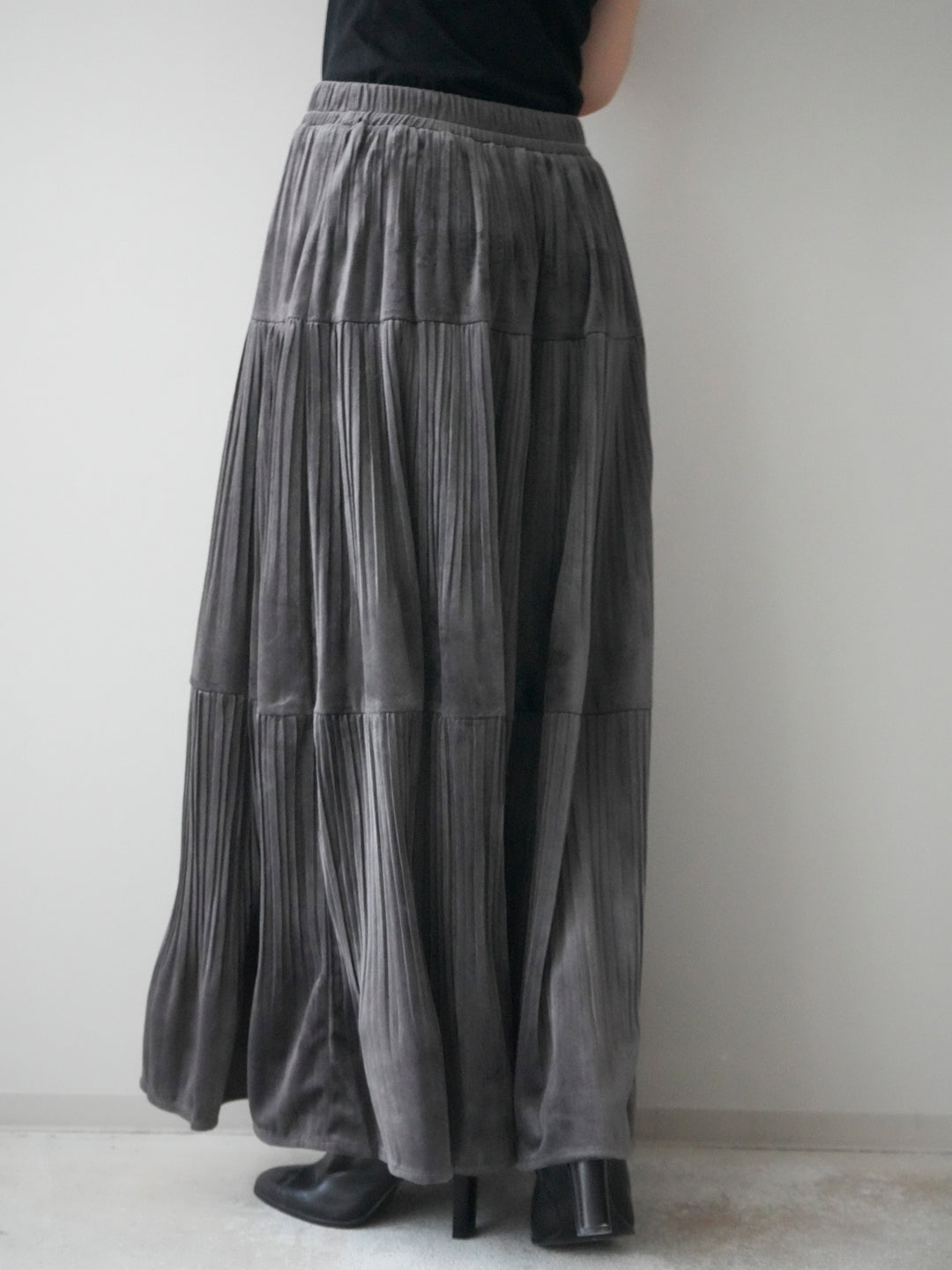 [予約]ベロアティアードワッシャースカート/charcoal