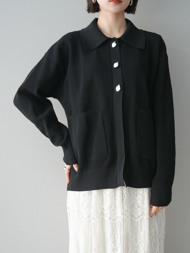 [予約]メタルボタン襟付きポリエステルニットカーディガン/black