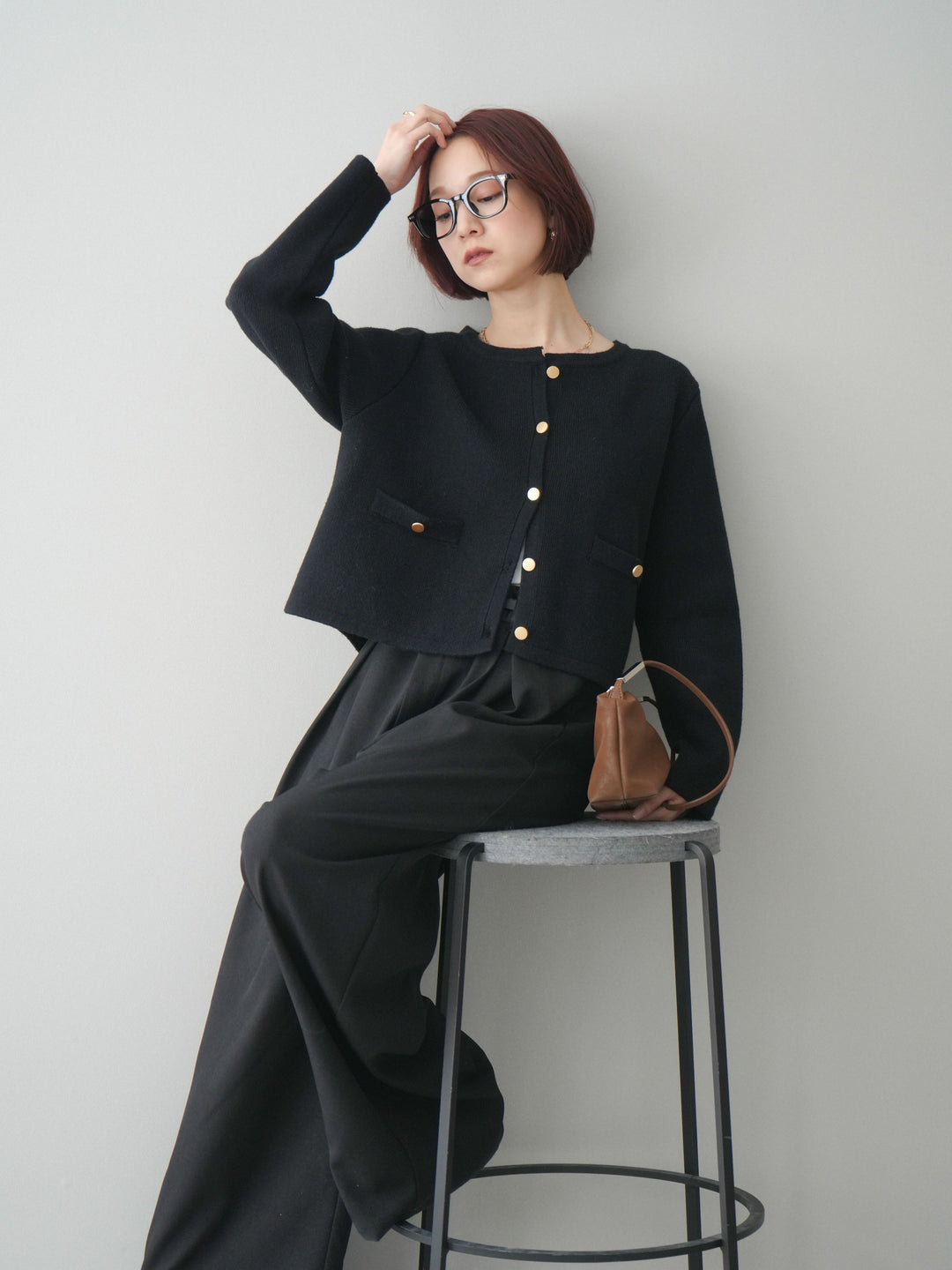 [SET]ゴールドボタンノーカラーニットジャケット+サテンベルトタックワイドパンツ(2set)