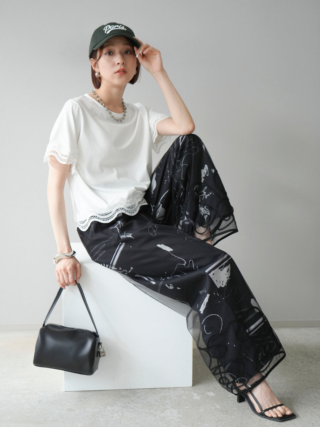 [SET]レース切替カットソー+コード刺繍チュールレイヤードパンツ(2set)