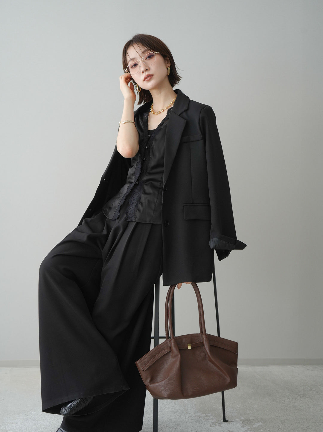 [SET]バックスリットデザインジャケット+ノースリサテンレースキャミソール(2set)