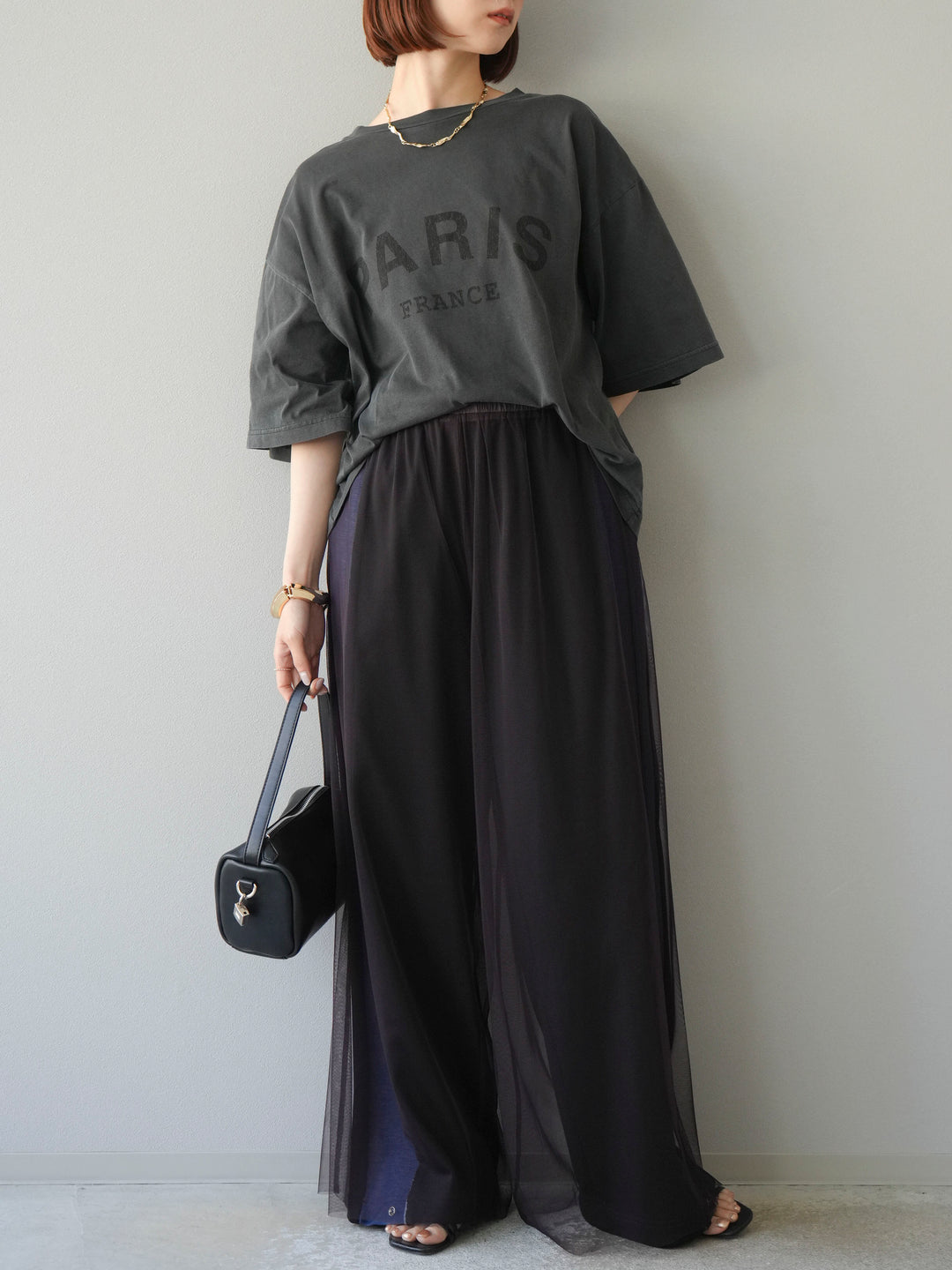 [予約]ピグメントロゴプリントTシャツ/チャコール