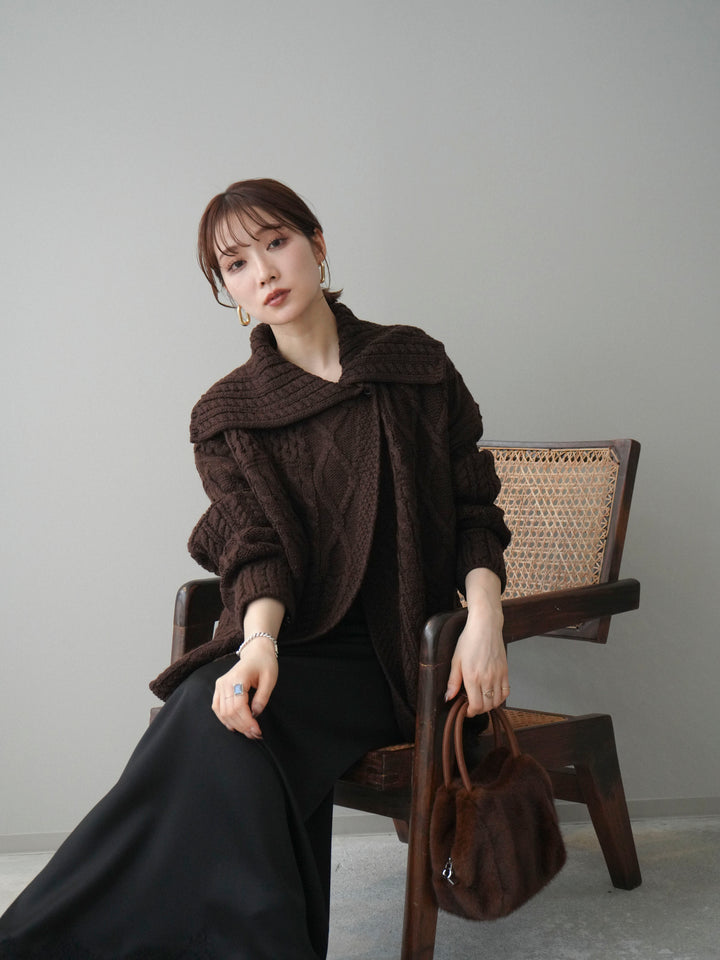 [予約]ケーブル編みデザインニットカーディガン/brown