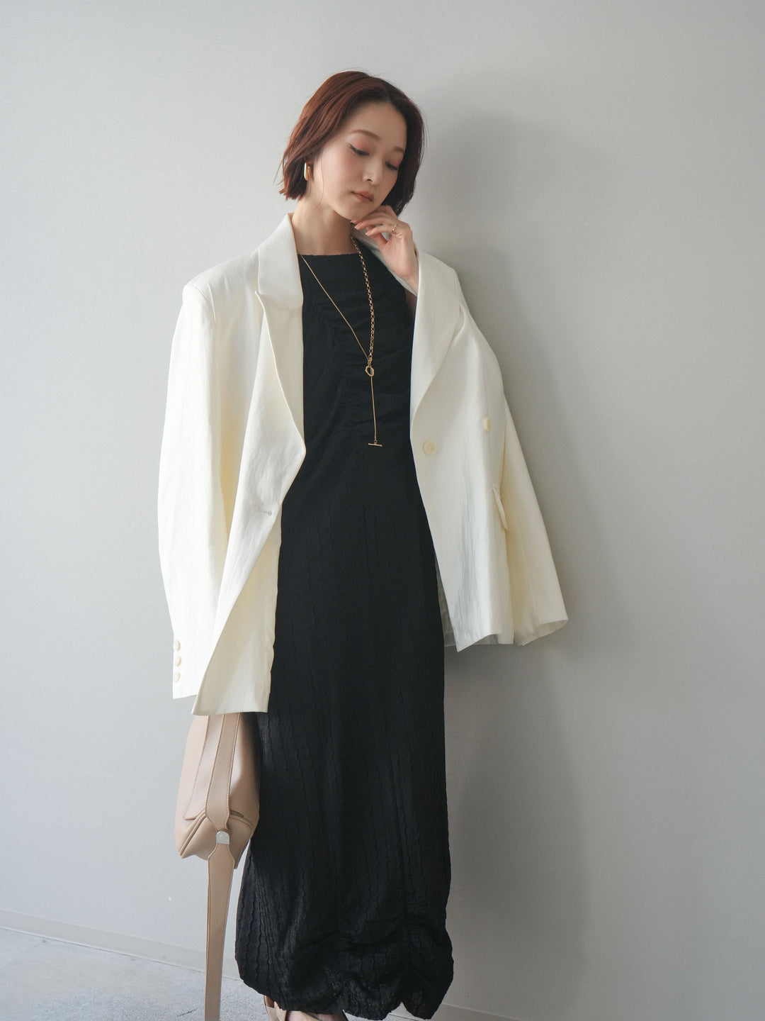 [SET]シャーリングジャガードノースリーブワンピース+エフォートレステイラードジャケット(2set)