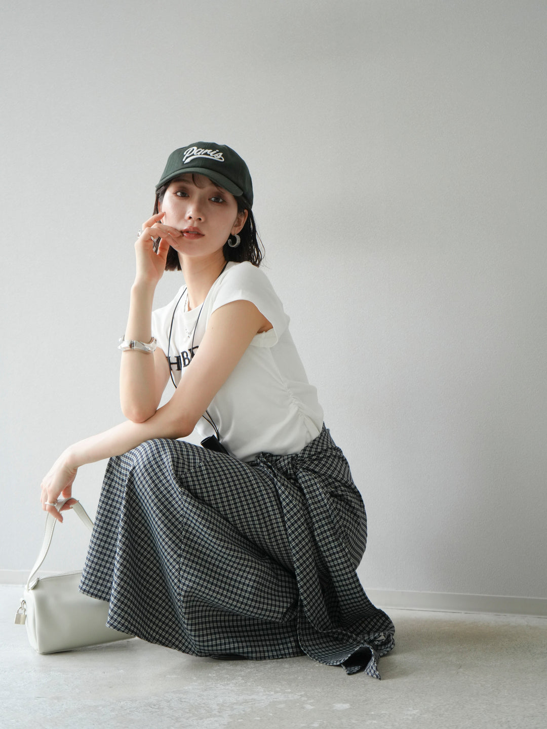 [SET]刺繍ロゴTシャツ＆レザーポーチネックレスSET +サイド巻きツイルスカート(2set)