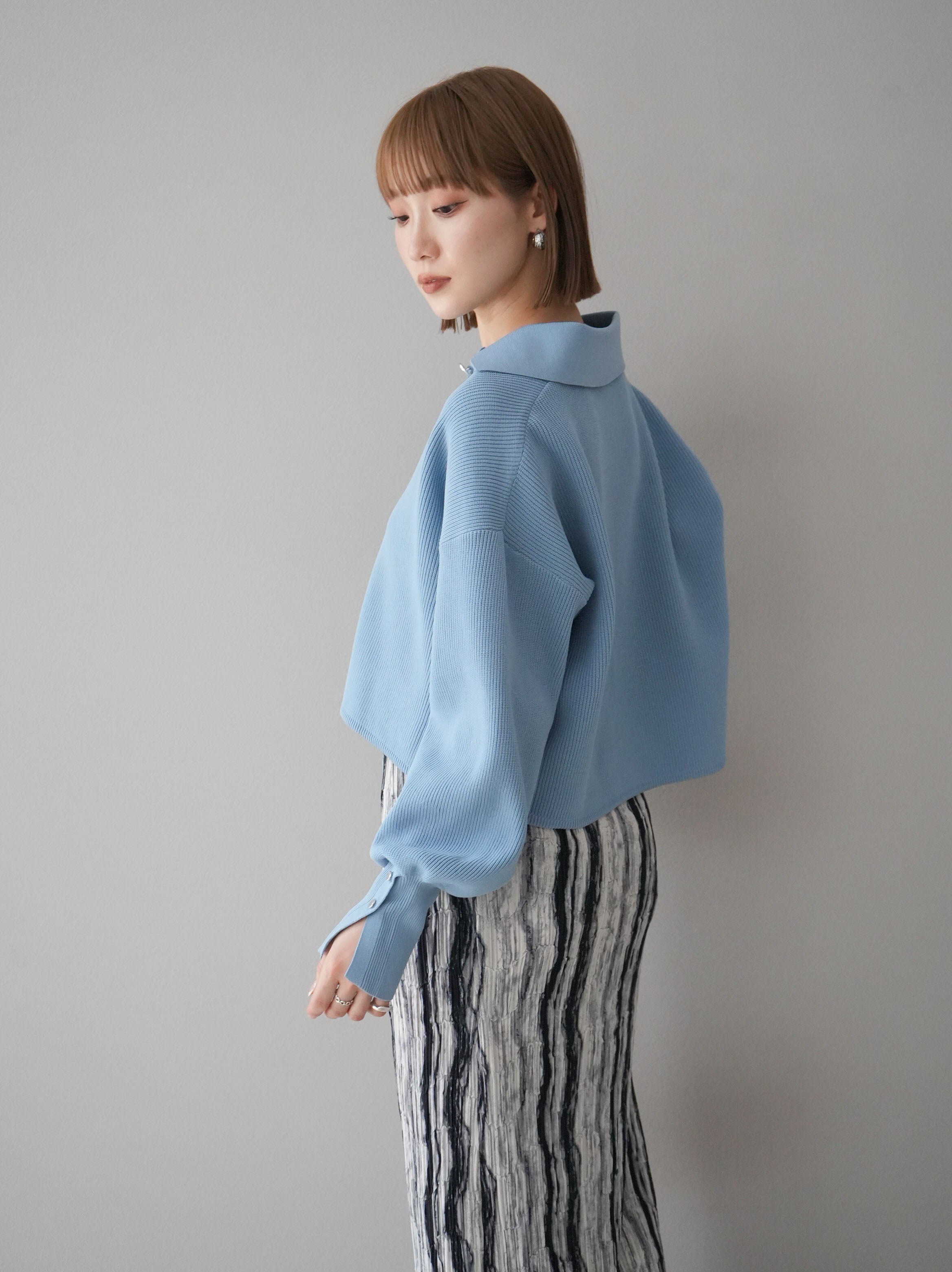 予約]ボリュームスリーブポロニットカーディガン/ブルー – Lumier