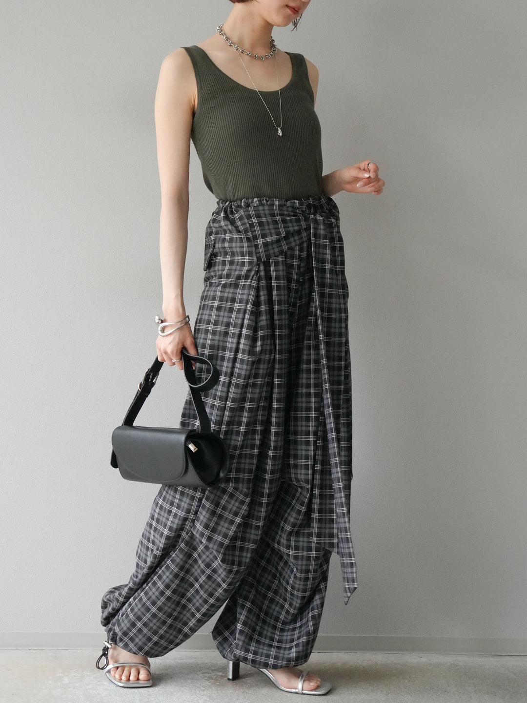 [予約]チェック柄ウエスト巻きドロストパンツ/ブラック