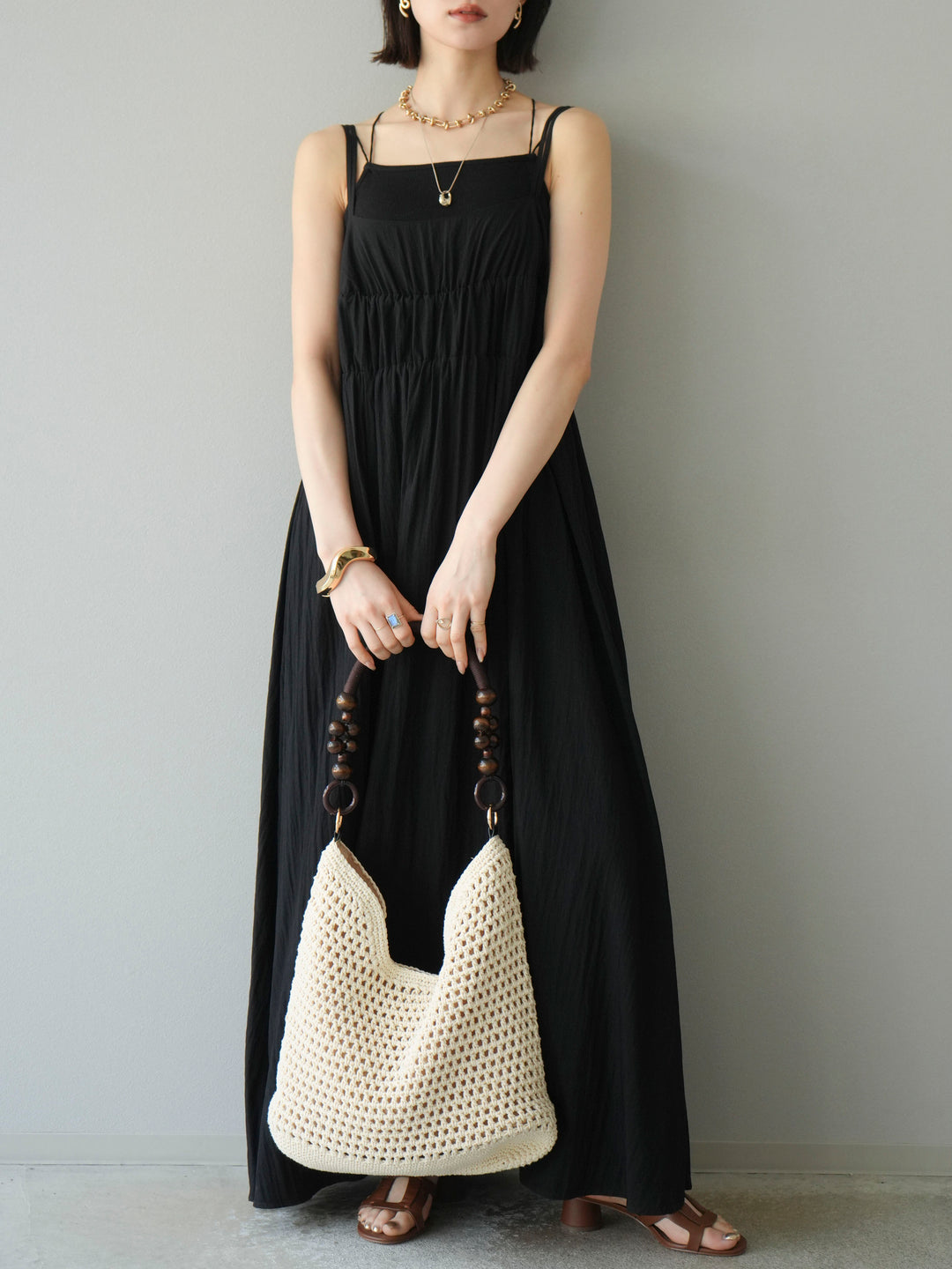 [SET]レーヨンシャーリングキャミワンピース+カップ付きバッククロスキャミソール(2set)