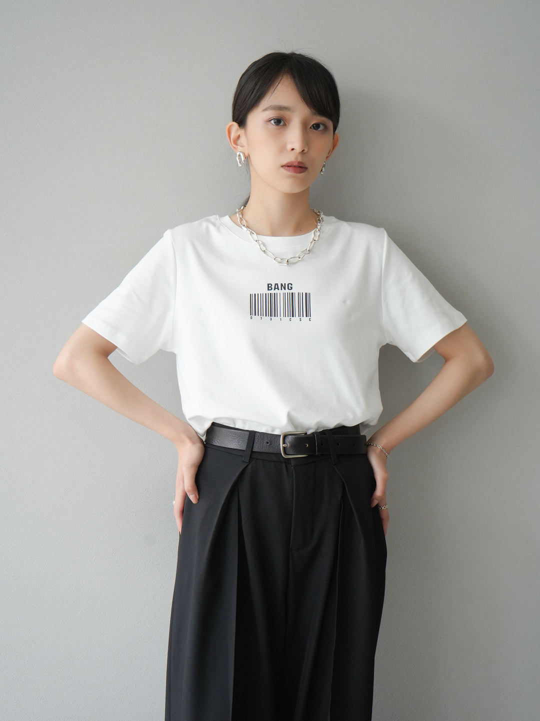 [SET]バーコードプリントTシャツ+デザインタックワイドパンツ(2set)