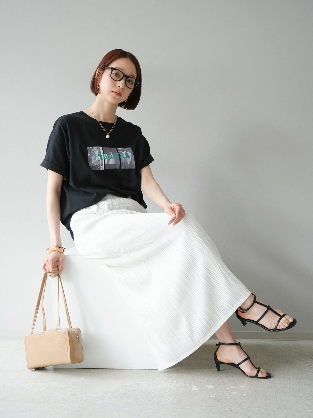 [SET]ネオンロゴコラージュフォトプリントオーバーTシャツ+ウェーブパイピングタイトスカート(2set)